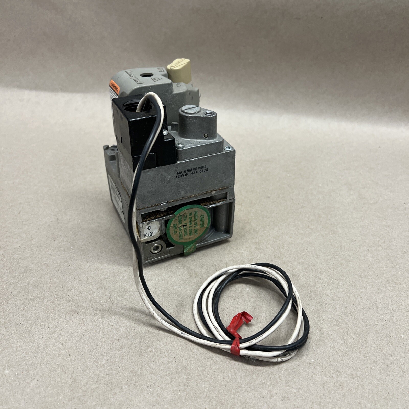 HONEYWELL VR4450M2126 COMBINATION GAS VALVE 120V 3/4″ x 1/2″ VR4450M 2126