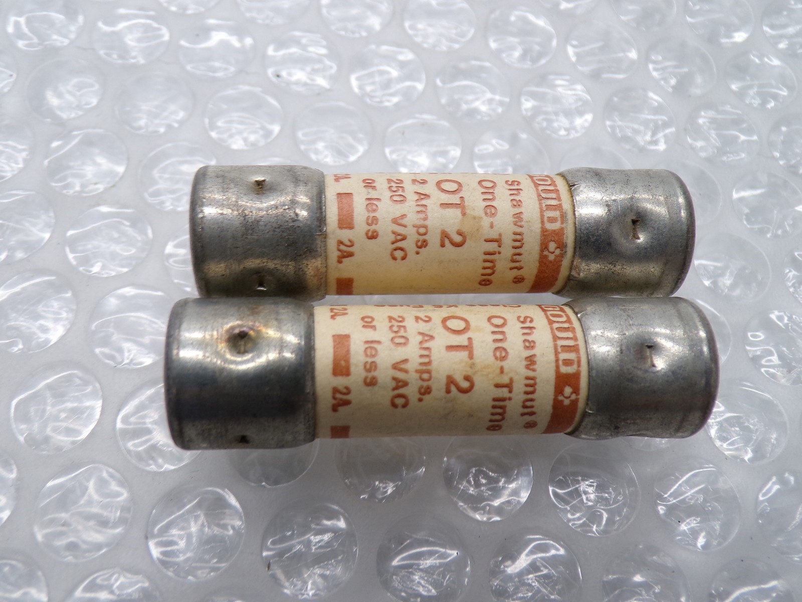 GOULD OT2 FUSE LOT OF 2 NSNP