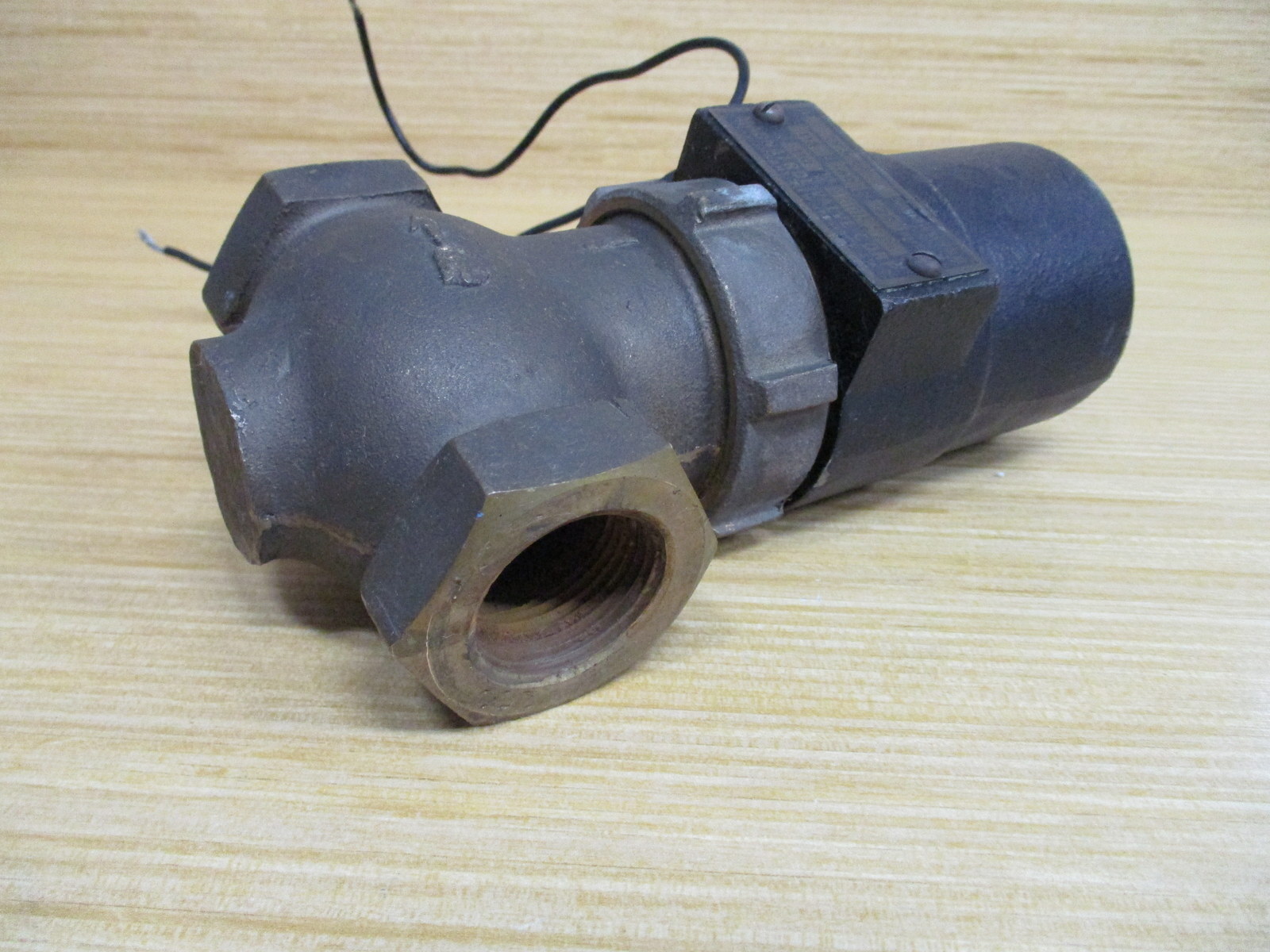 Magnetrol 18A44 Control Valve 18A44W