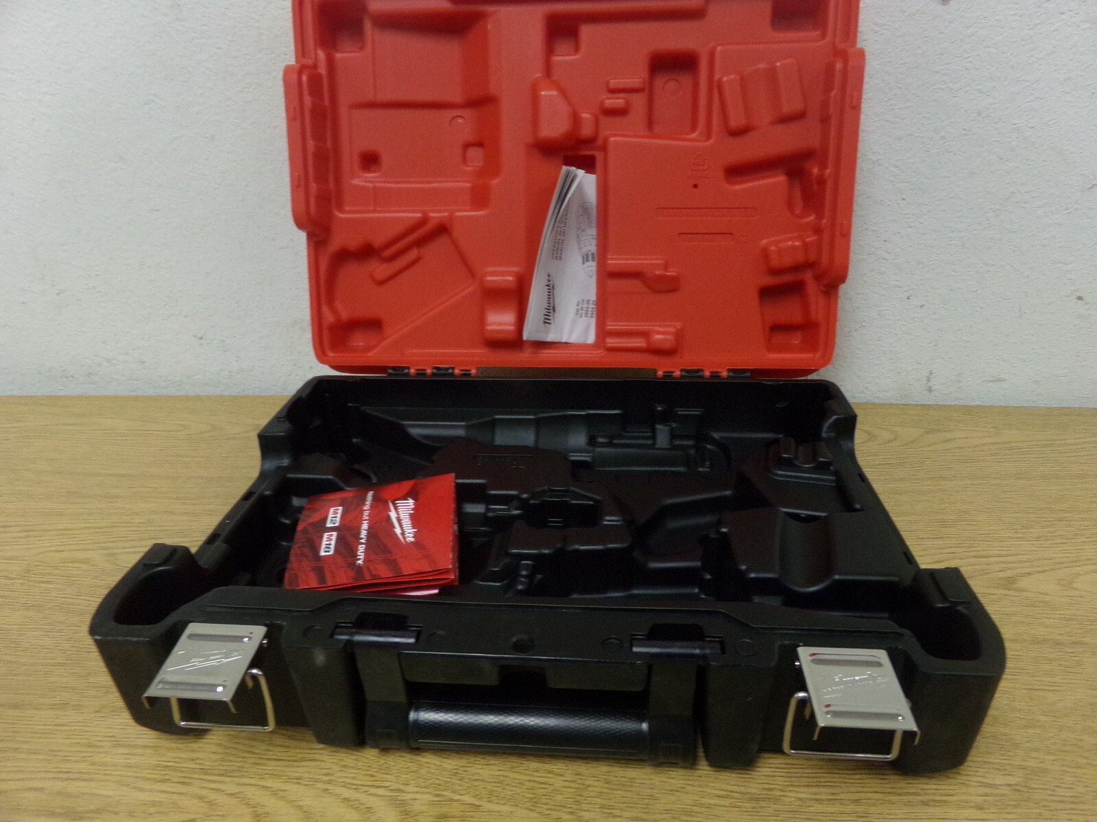Milwaukee M18 Fuel 2604-22 1/2″ Hammer drill/Driver kit box Only #3