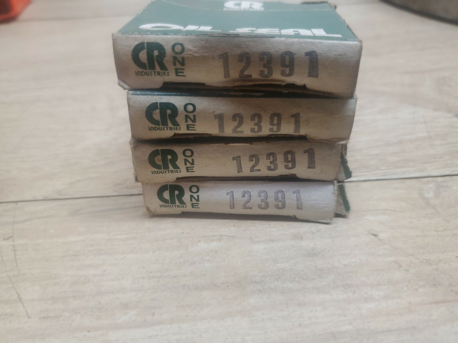 Lot (4) CR (SKF) Radial Shaft Seal 12391