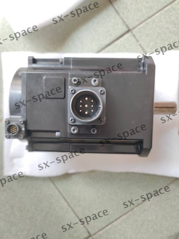 1PCS R88M-1M1K520T-BS2 100% tested by DHL or FEDEX