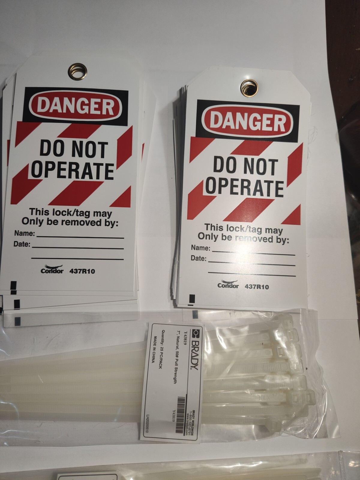 Condor Cndr-51511-7 Lockout Tag,Rectangle,5-3/4″ H,3″ W,Pk25