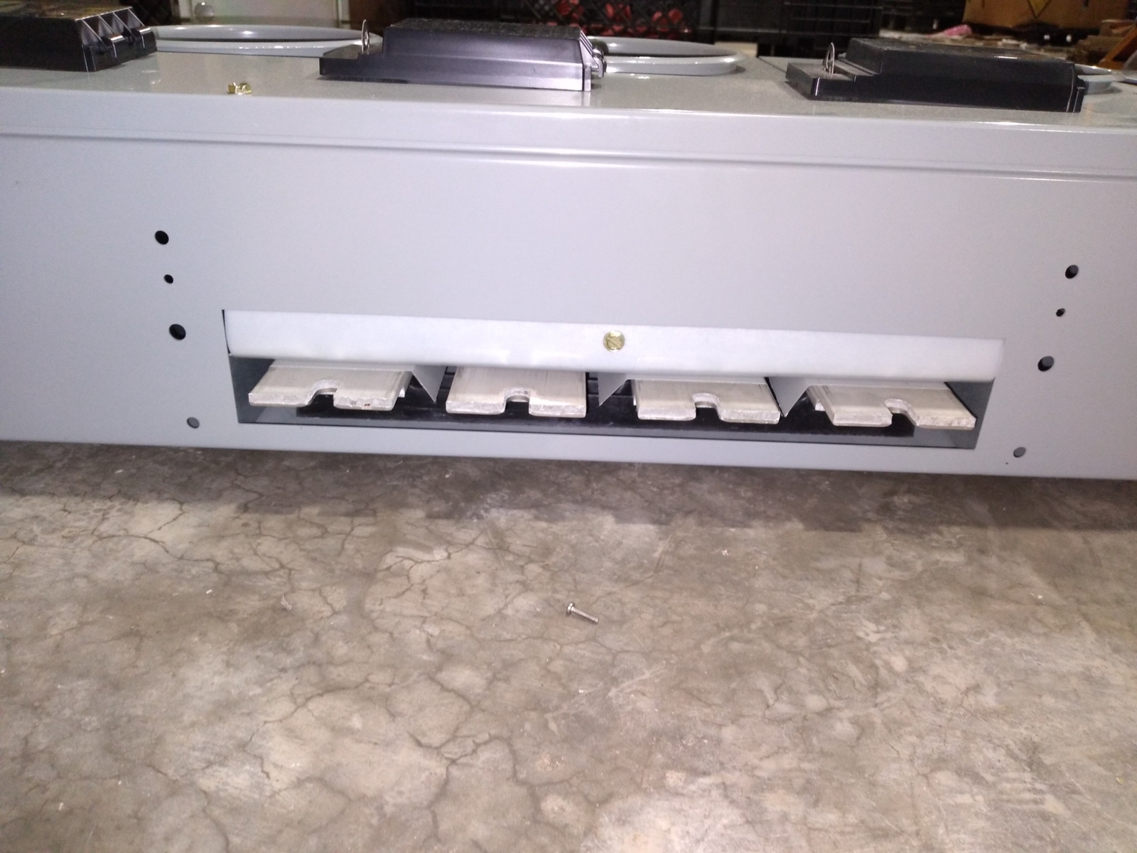 EATON 125A METER STACK 3MM412R12P 4 SOCKETS/BASES 1200A 120/240VAC TYPE 3R