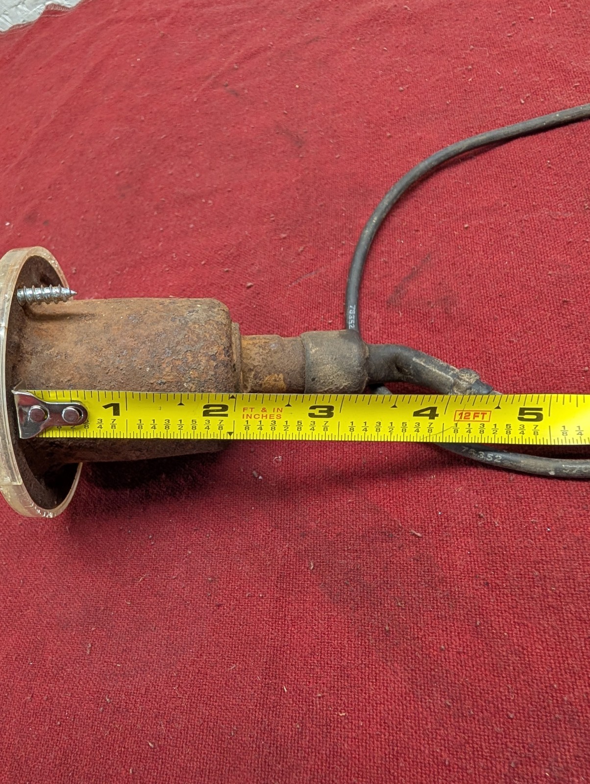 vintage Chrysler 2510813 SAE-R-66-DT CLEAR ROUND REVERSE LIGHT used OEM mopar