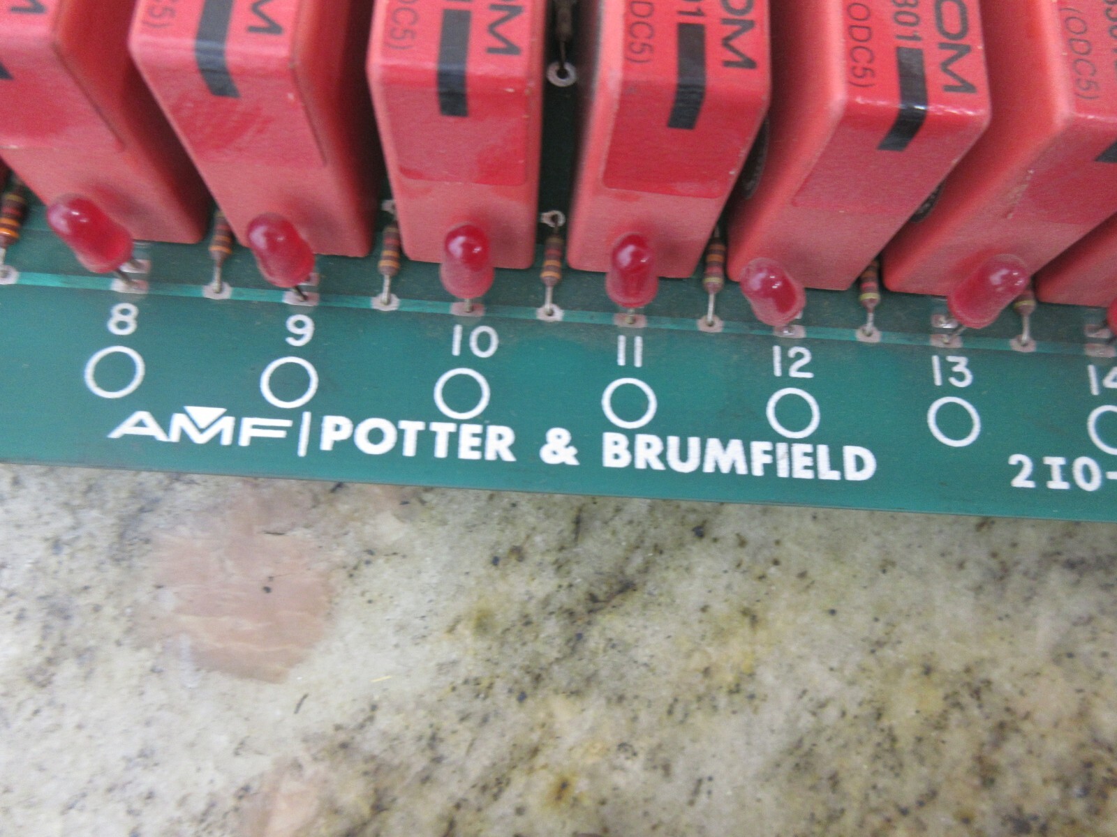 AMF POTTER BRUMFIELD CIRCUIT BOARD 2I0-16 CRYDOM 6301