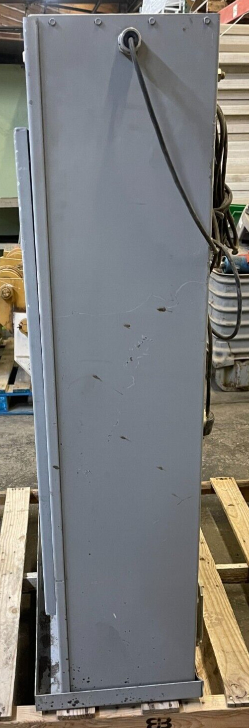 GENERAL ELECTRIC CABLE BOX W-8863 TYPE 3R ENCLOSURE WALL MOUNT STYLE