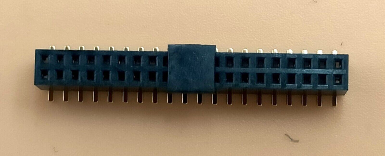Lot of 1000 CONN BOARD SMD ST 40PIN (2×20) F H=4 5mm 1,27
