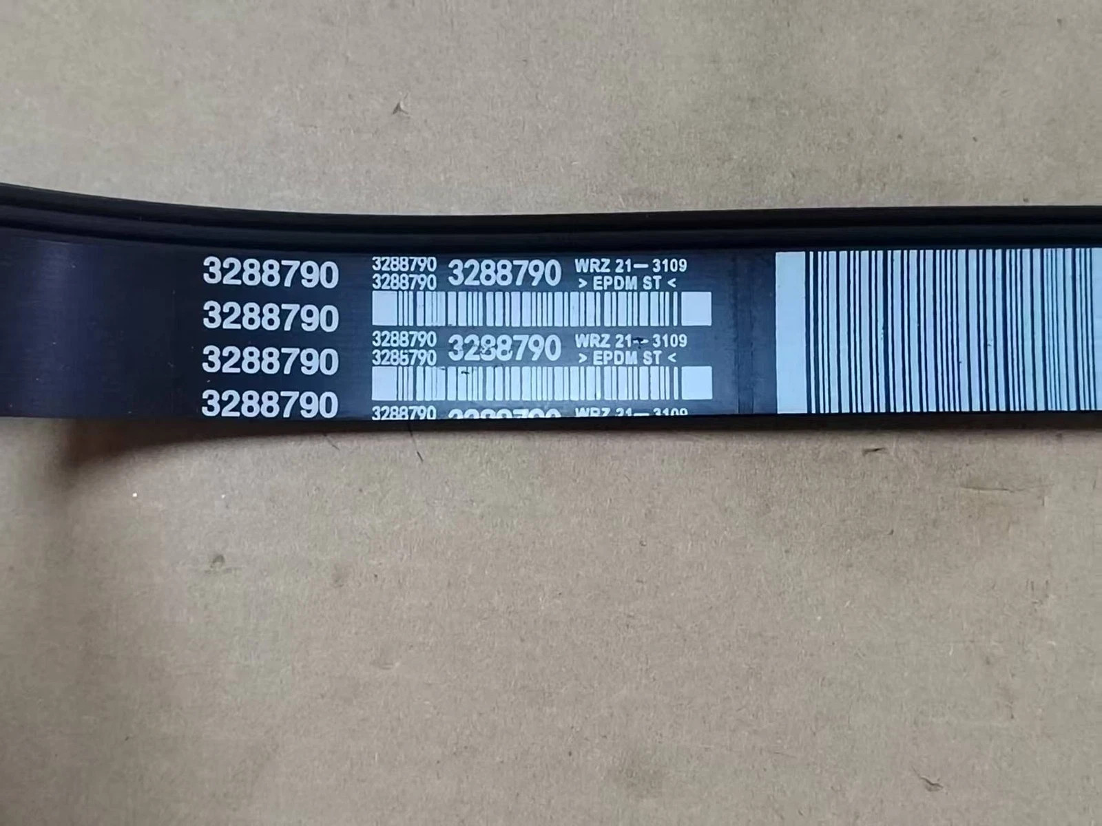 1-piece set of brand new Cummins fan belt 8PK1444 3288790