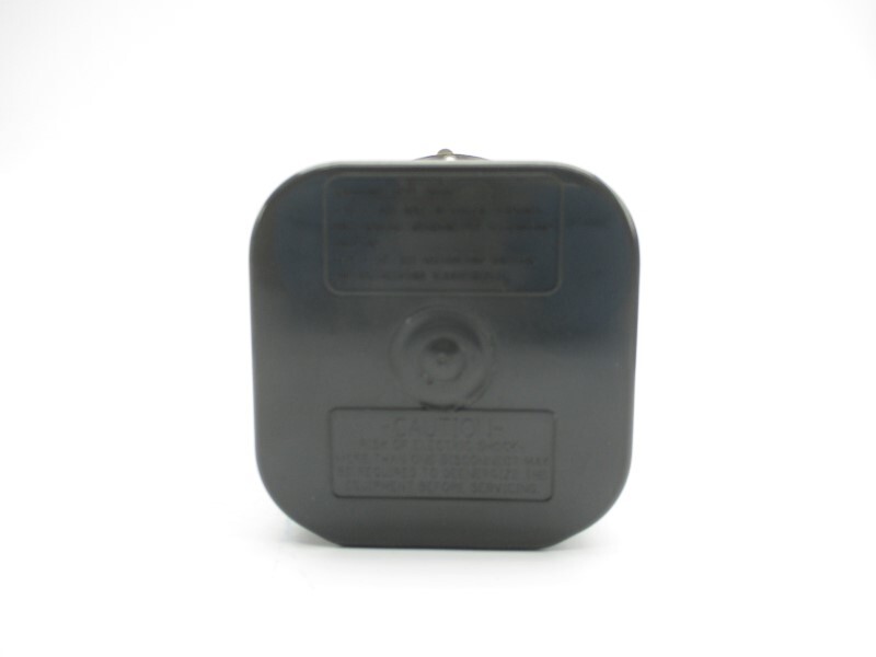 DWYER A3000 120VAC 10A 25PSI 0-10 NSNP