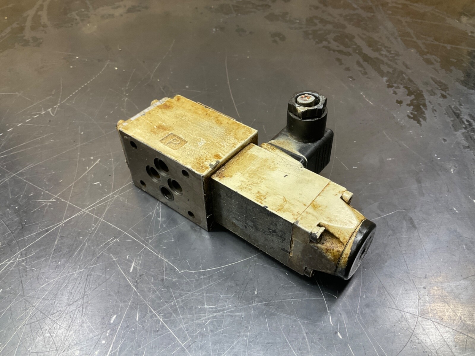REXROTH 4WE6D51/AW120-60N9K4V HYDRAULIC VALVE #27A90PR2*IAC