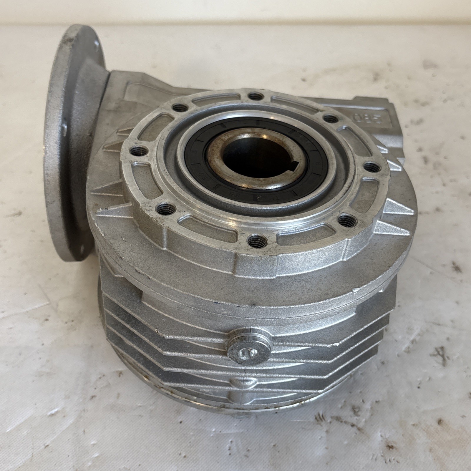Keltech Ltd. P085FB10U0-WB3 Worm Gear Reducer