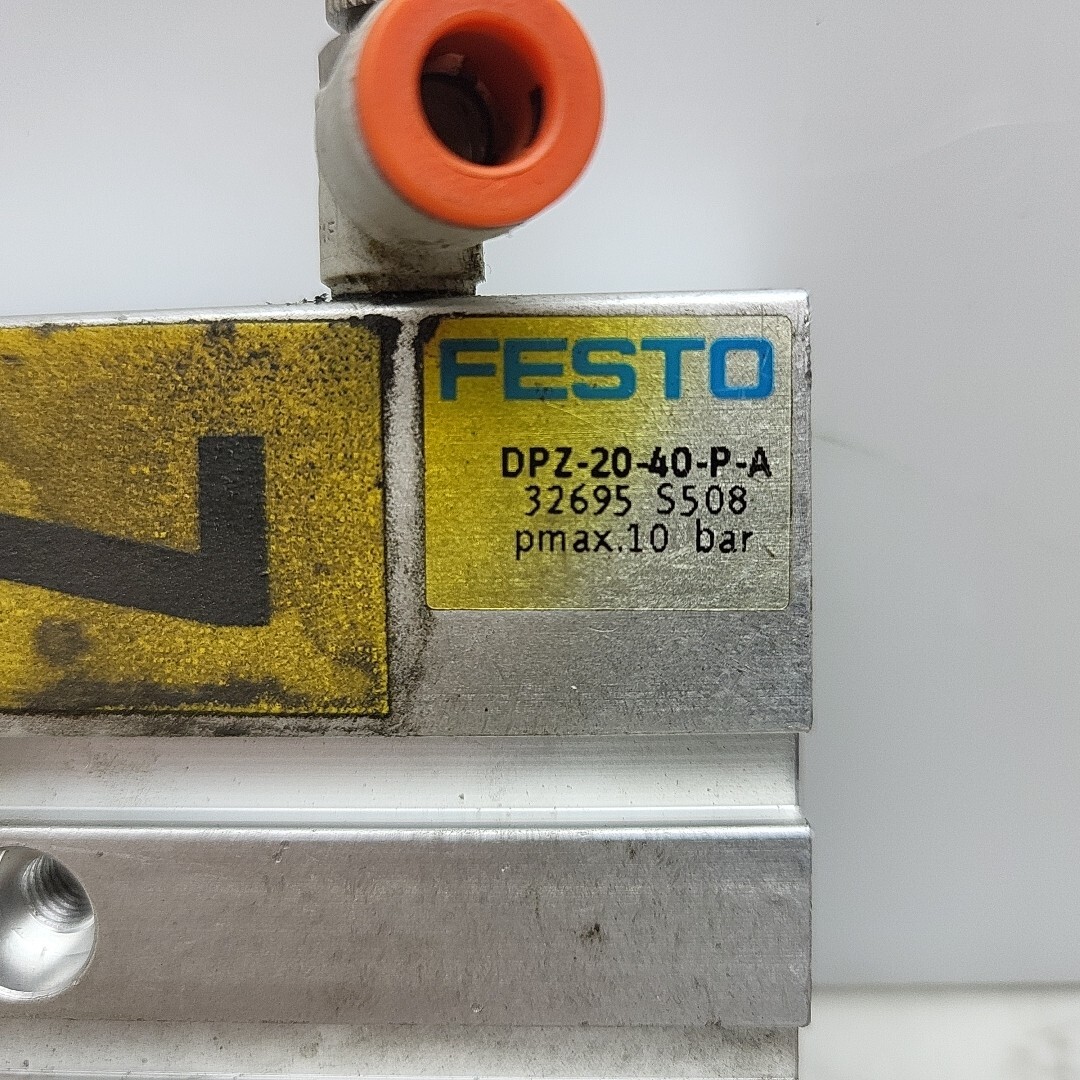 Festo DPZ-20-40-P-A Twin Cylinder Dual Piston 20mm Bore 40mm Stroke 32695 Used