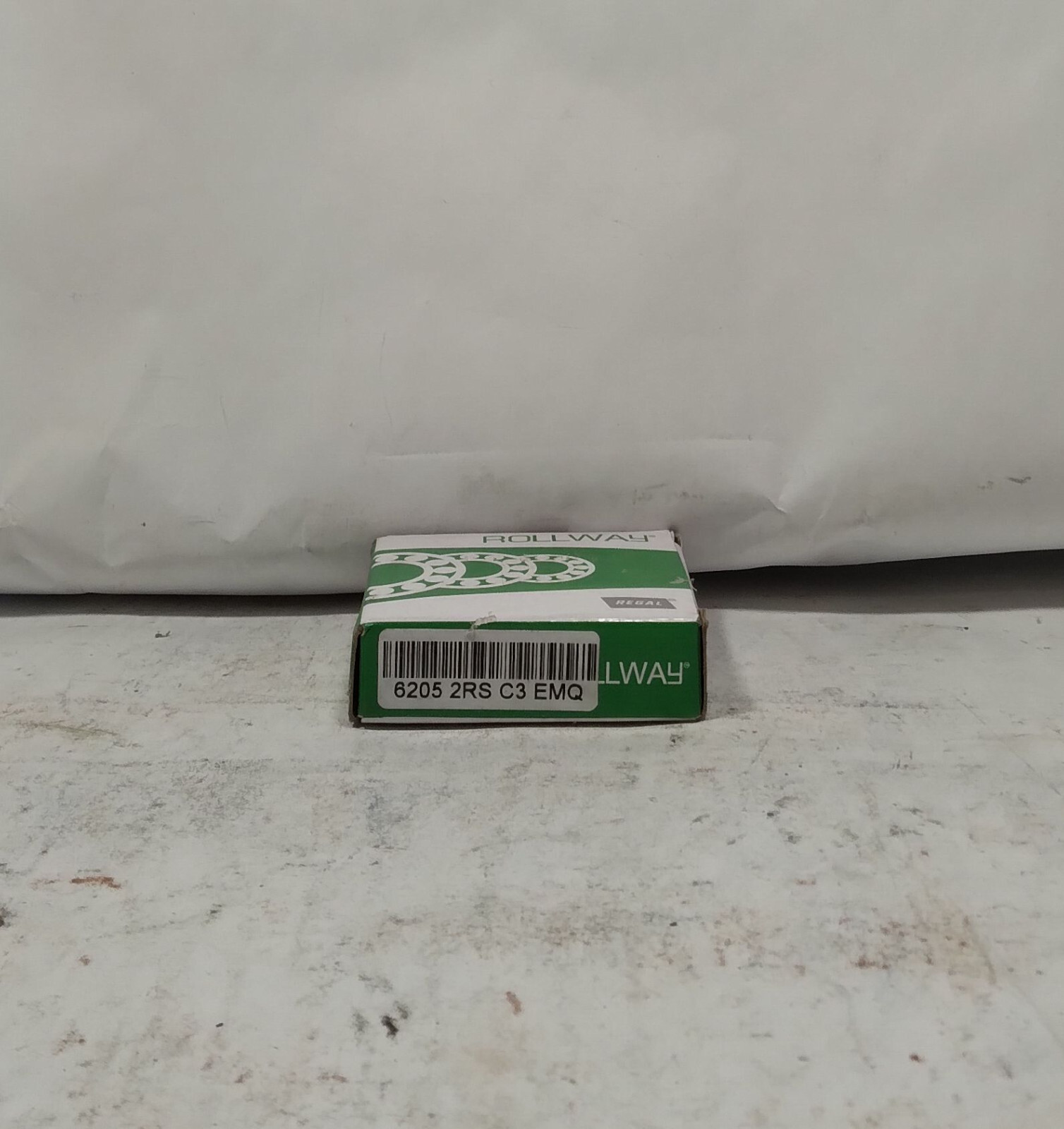 1 NEW ROLLWAY 6205 2RS C3 EMQ BEARING NIB ***MAKE OFFER***