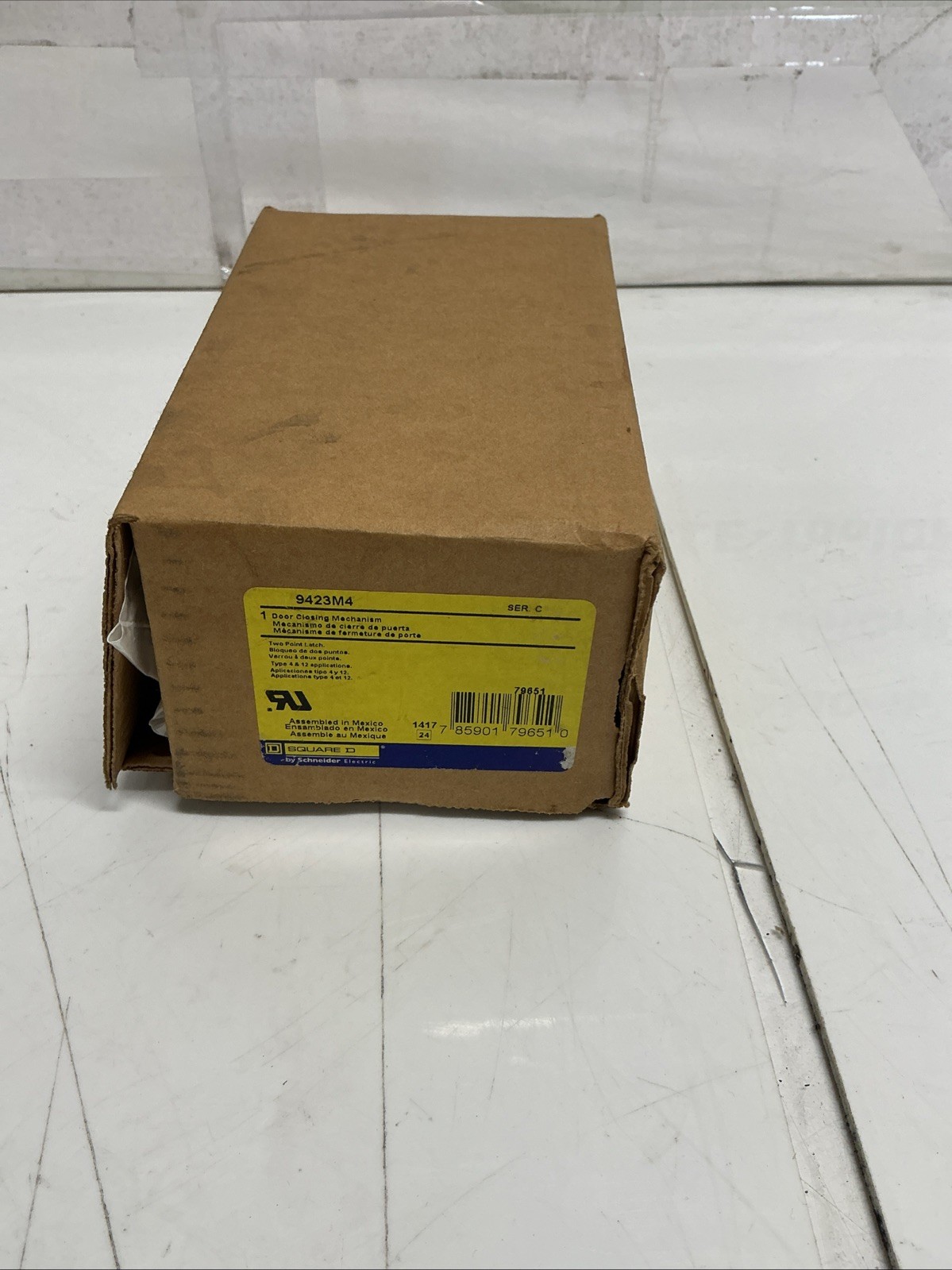 NIB Square D Door Closing Mechanism 9423M4 Ser C Z-968