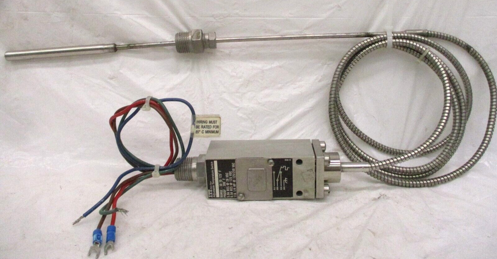 ITT Neo-Dyn 132TC5DC6 Adjustable Temperature Switch 30 to 125°F Range A6723PA