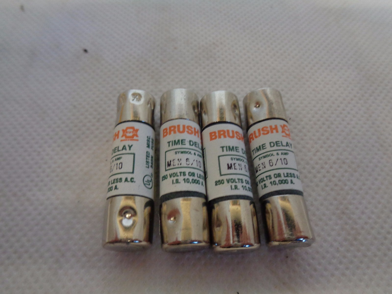 NEW LOT OF 4 RELIANCE/BRUSH MEN 6/10 TIME-DELAY FUSE