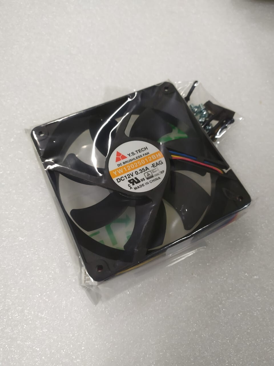 003-121114-02 – Spare Parts Christie – Fan 12V 120MM