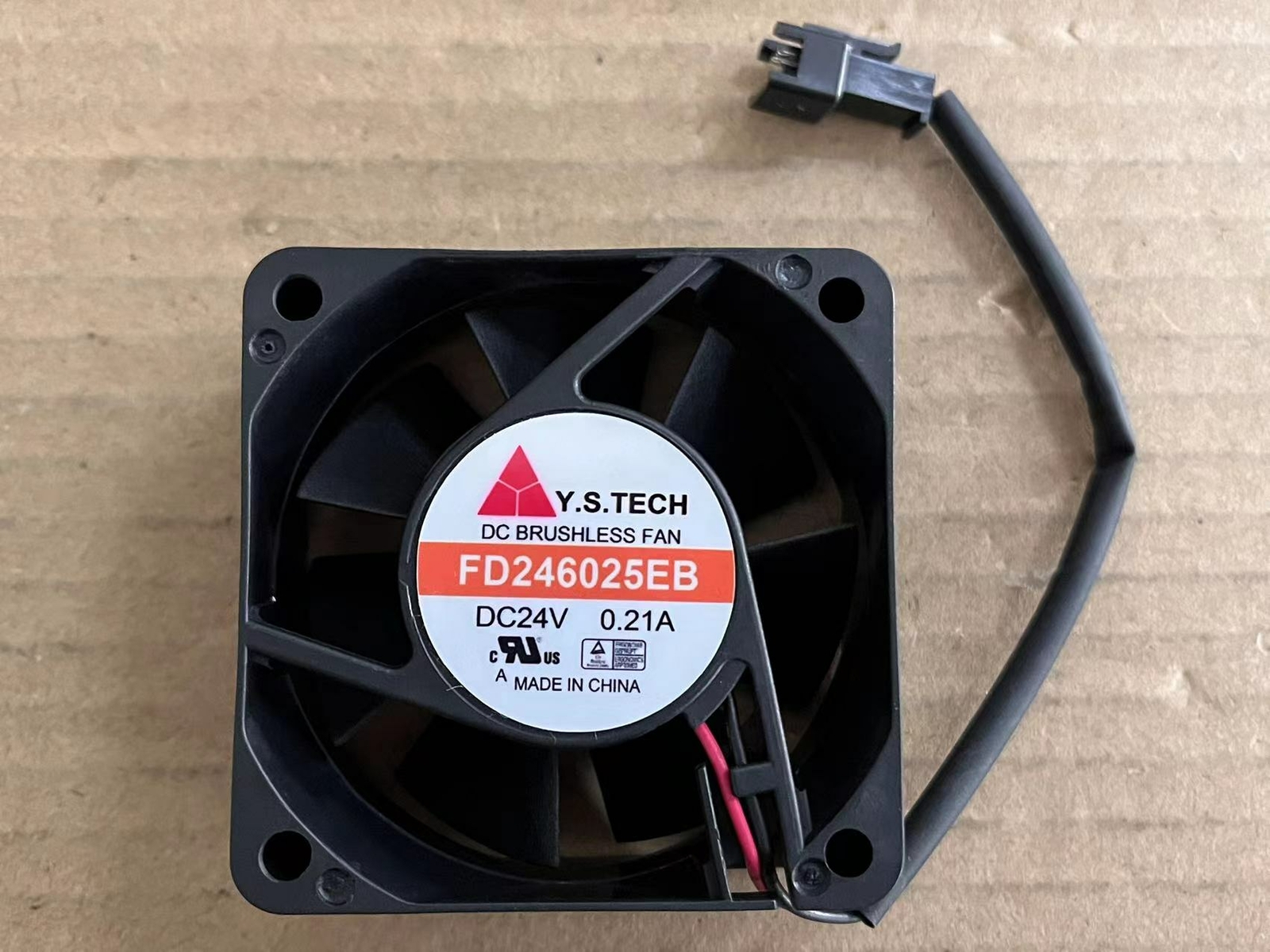 FD246025EB Inverter cooling fan Brand New Y.S TECH 60*60*25mm DC12V 0.21A