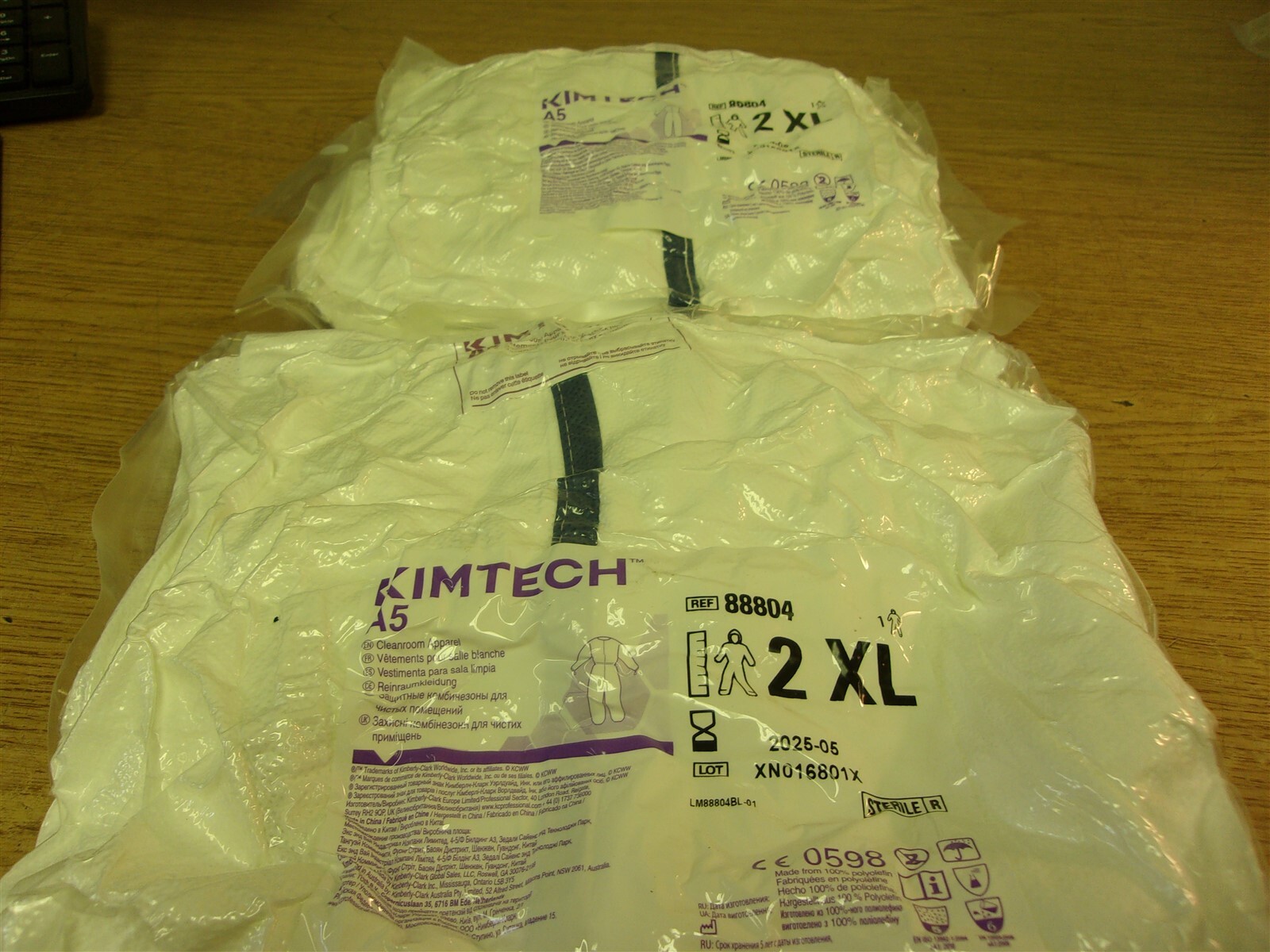 NEW Kimtech A5 Clean Room Apparel 88804 2XL Exp 5/2025 Lot of 2 *FREE SHIPPING*