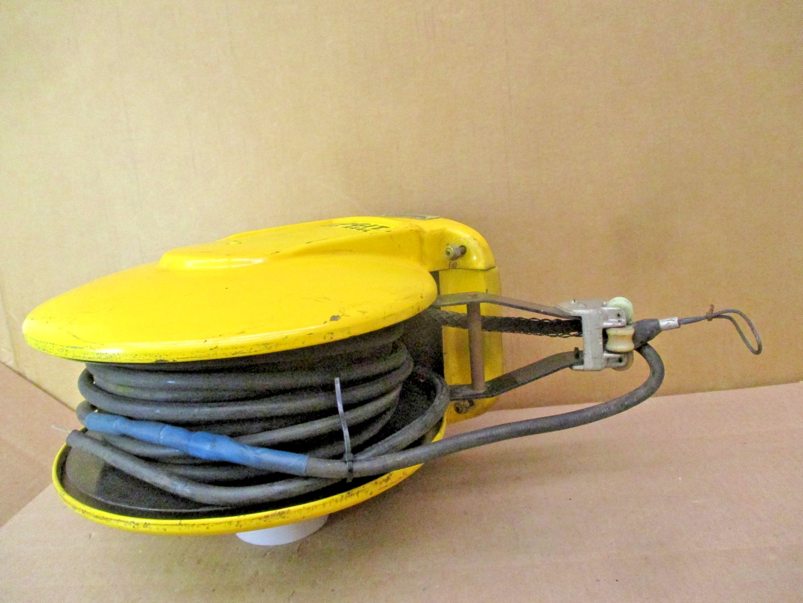 Budgit Cord Reel Dresser Model M-1025A 600V Cat. No. 93 50 FT. No. 16 53141PRX