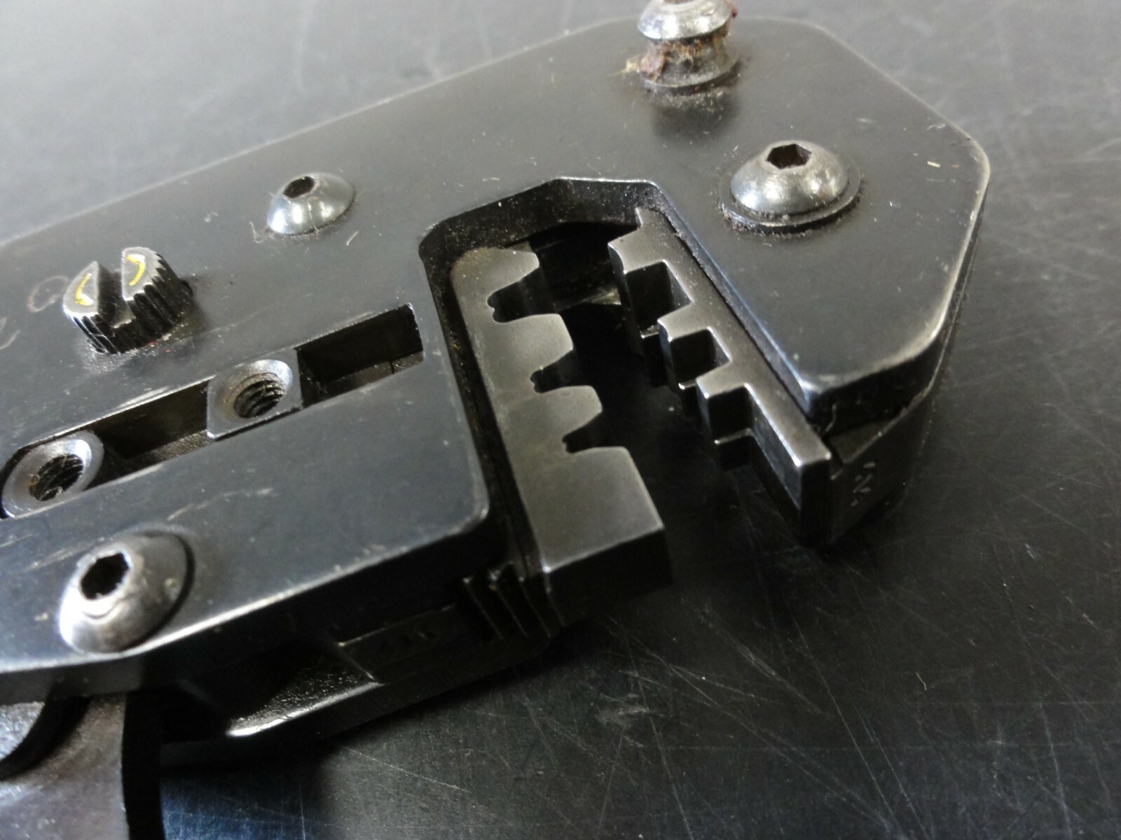 Amp Certi-Lok No 169-400 Crimping Tool with 414 Die