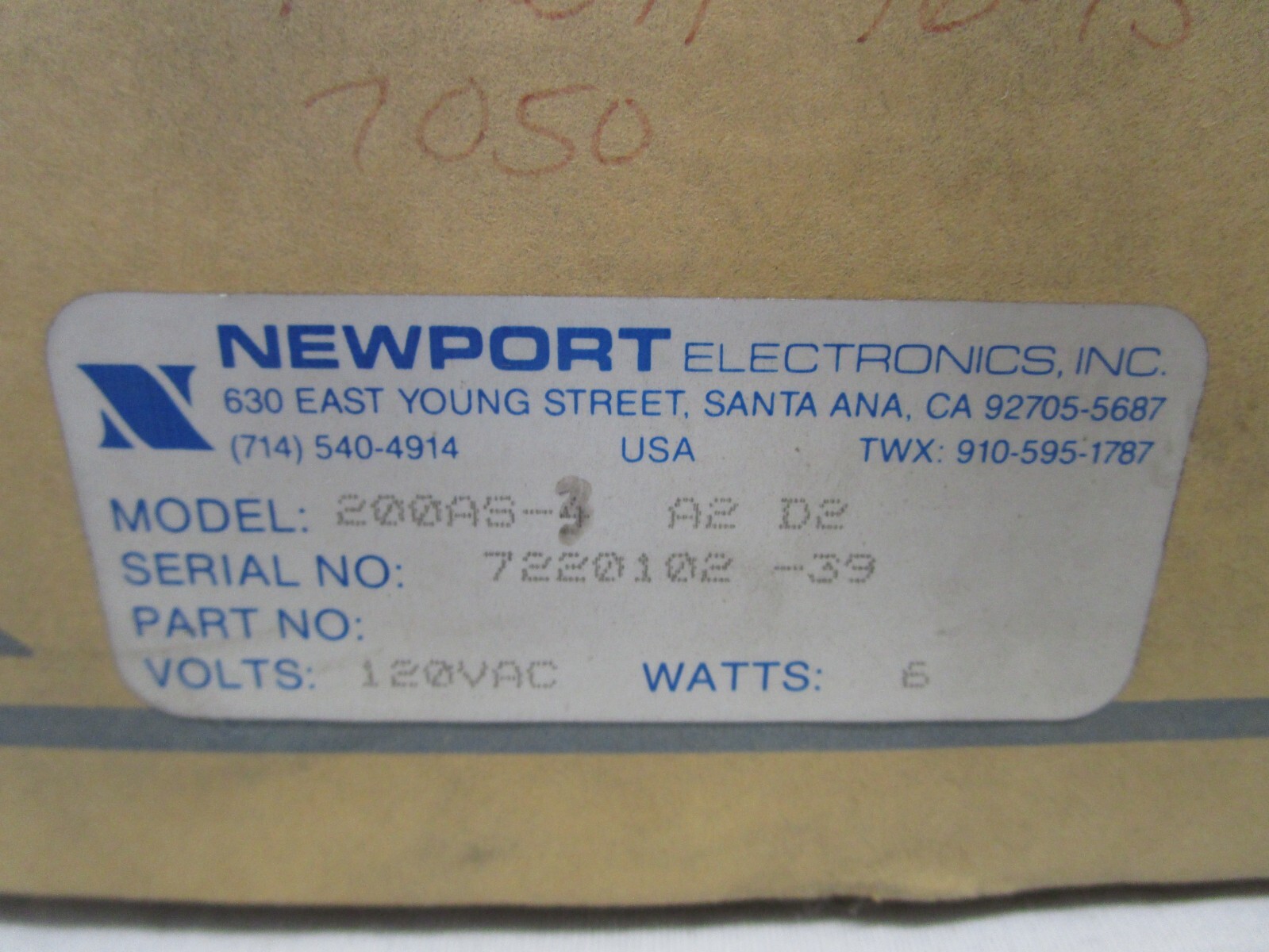NEW NEWPORT ELECTRONICS 200AS-3-A2-C1-D2 DIGITAL VOLTMETER
