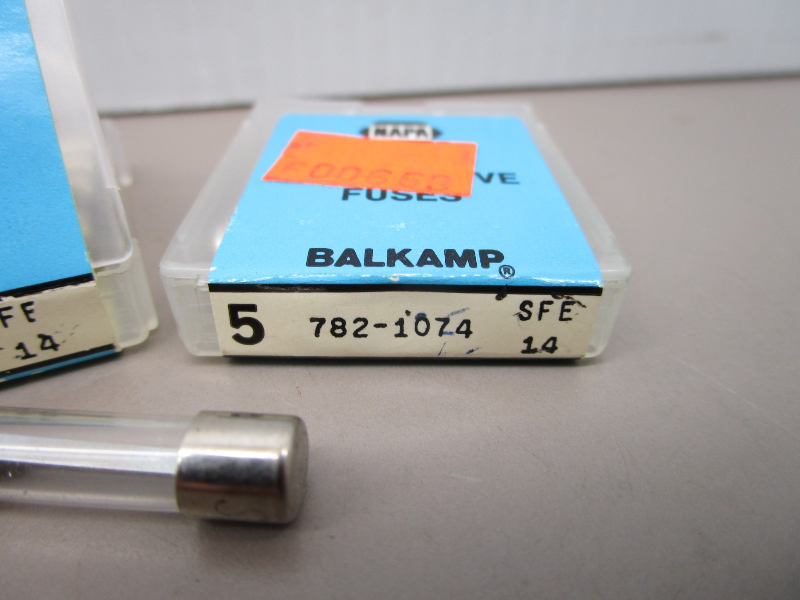 x10 Automotive Fuse Barrel Style SFE14 Fast Acting Glass 14 Amp Rating