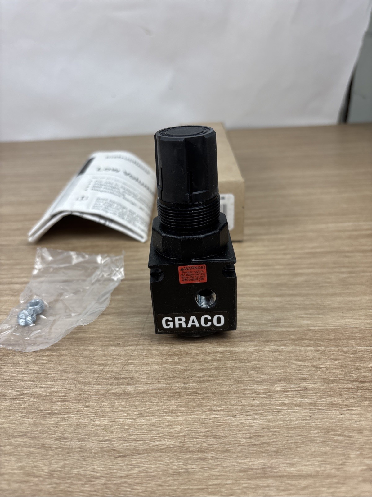 NEW GRACO 111804 FILTER AND REGULATOR KIT 0-125PSIG