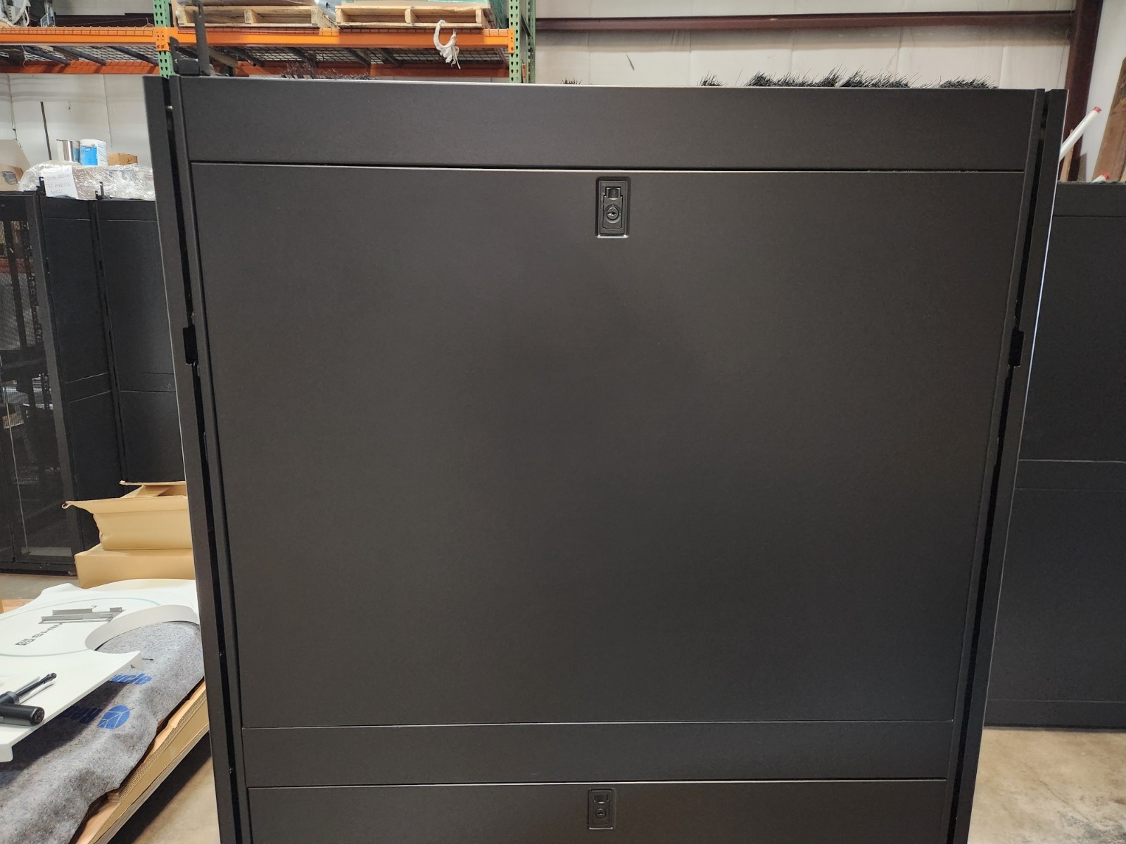 APC Schneider AR3340 NetShelter SX 42U 750mm x 1200mm Server Rack Enclosure