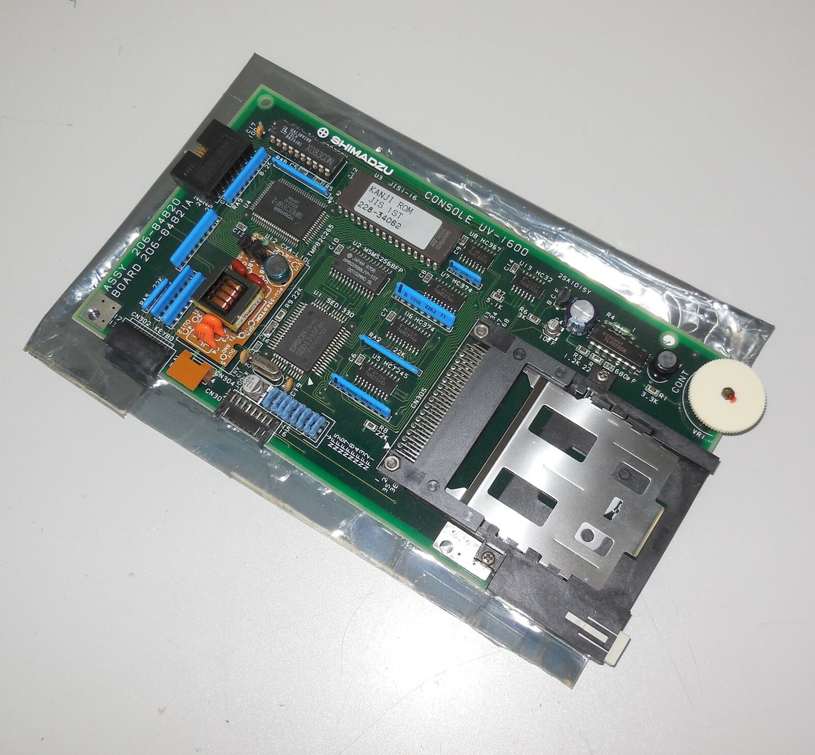 Shimadzu 206-84820-91 console for UV-1600