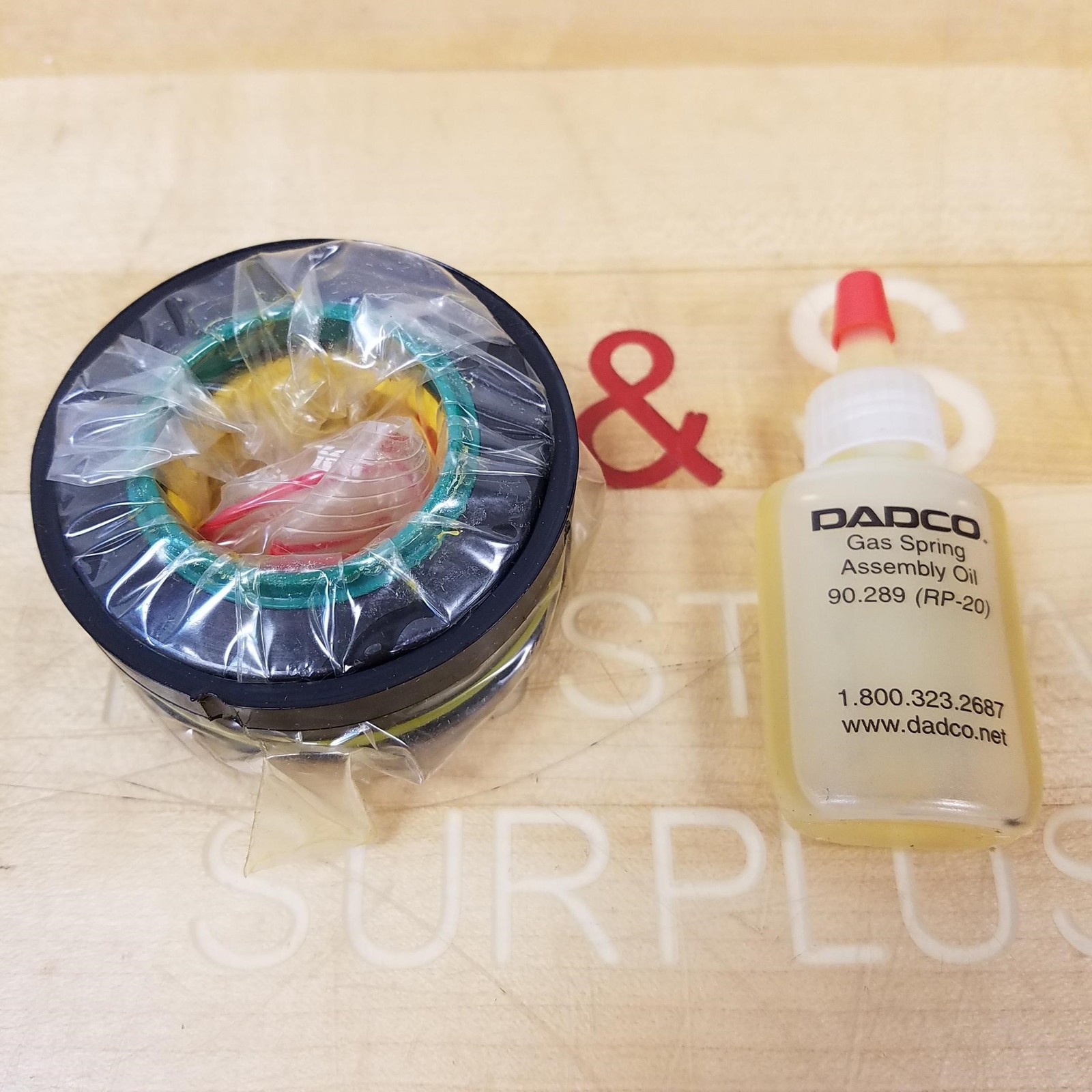 Dadco 90.9.01500 Gas Spring Repair Kit – NEW