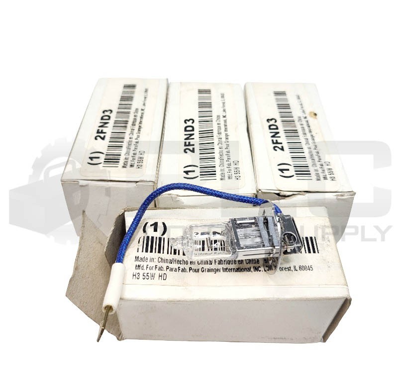 NEW LOT OF 4 GRAINGER / LUMAPRO 2FND3 HALOGEN BULB, CLEAR 12V 55W
