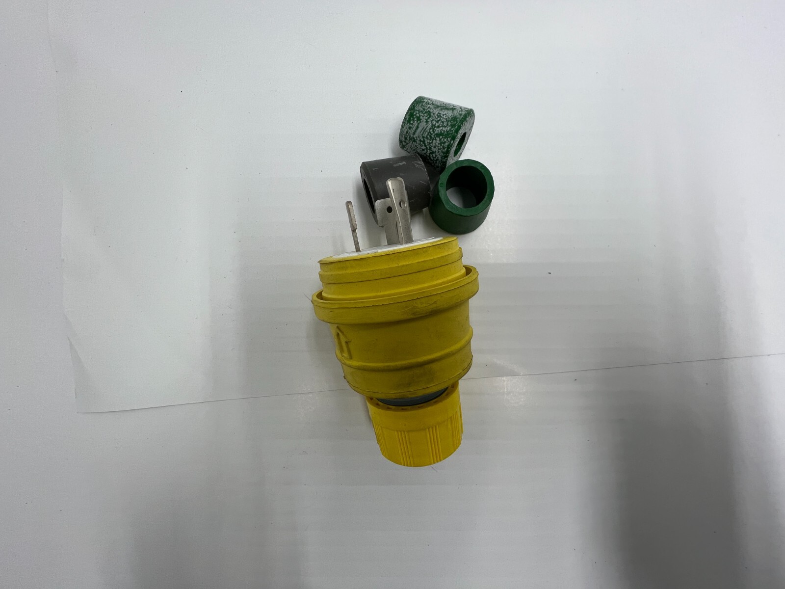 Woodhead Water Tite Connector Plug 1301470021 L6-20 20A 250V Neotex Rubber