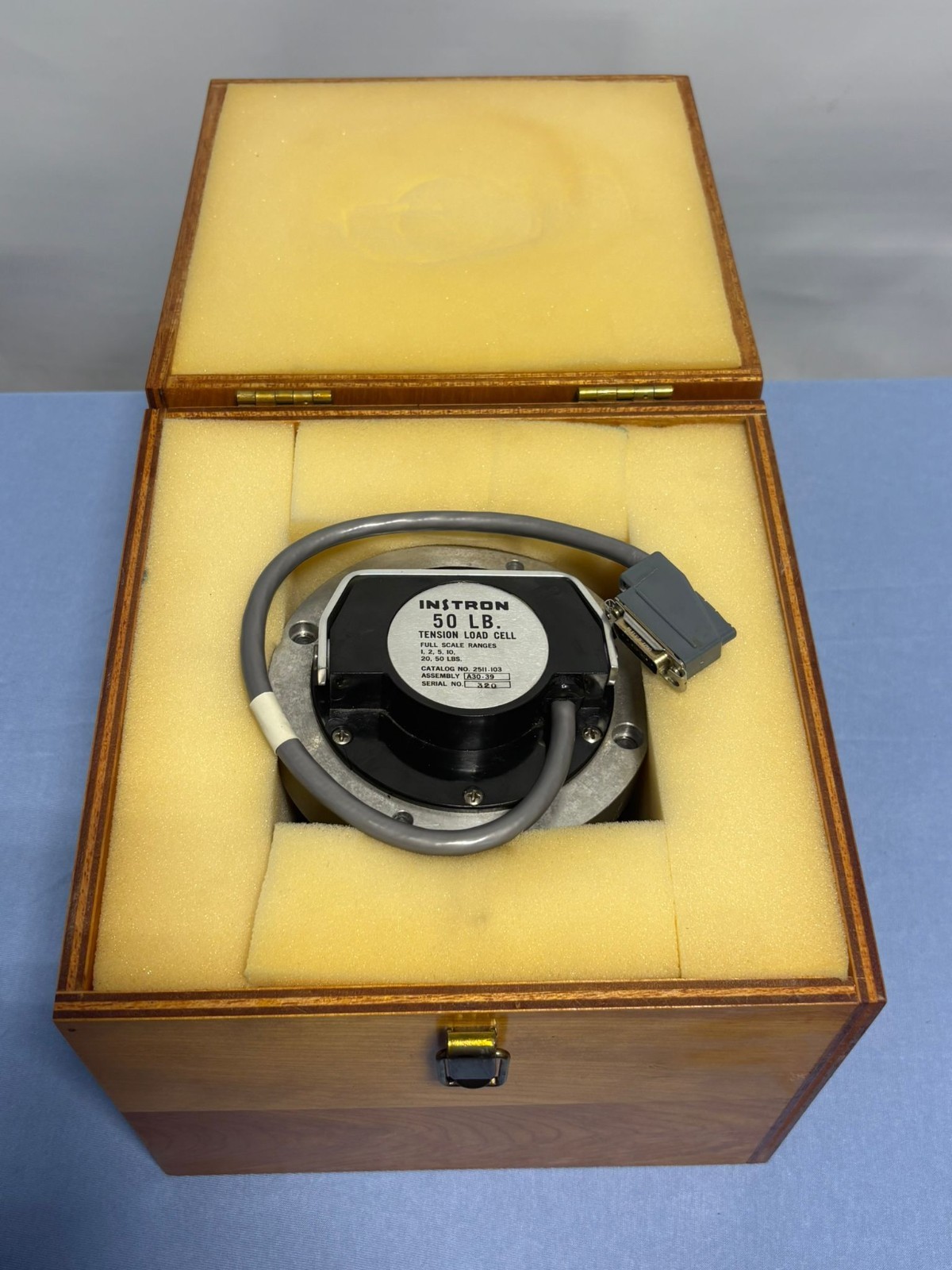 INSTRON 50 LB. FS Ranges 1, 2, 5, 10, 20, 50 Tension Load Cell A30-39, 2511-103