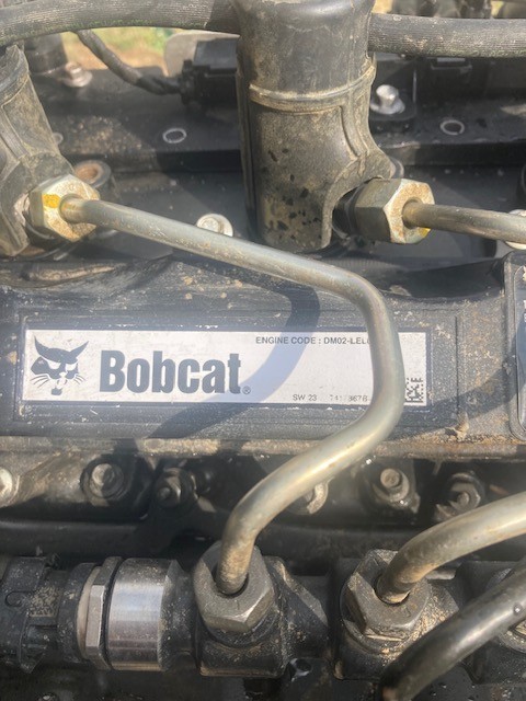 NEW BOBCAT DOOSAN HYUNDAI DM02 D24 DIESEL ENGINES FOR BOBCAT SKID STEERS