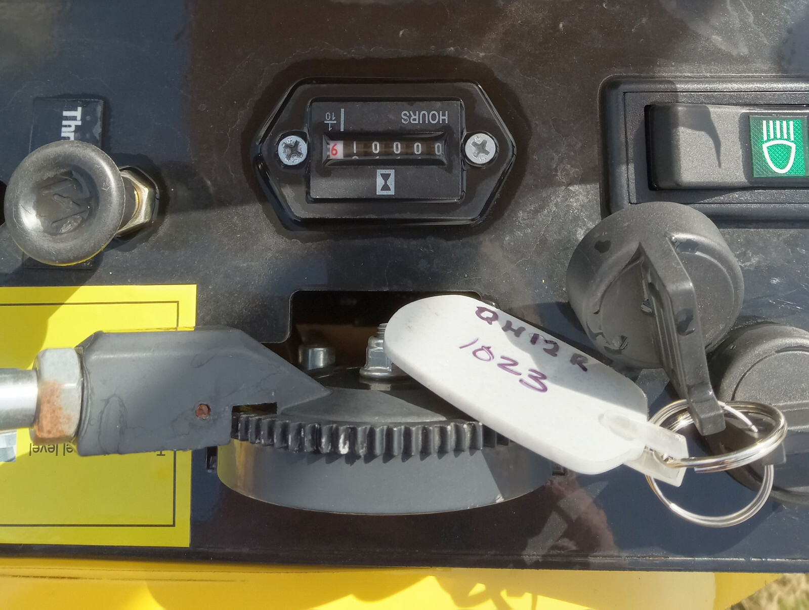 1 NEW 2024 AGT QH12R MINI EXCAVATOR MECHANICAL THUMB 15” BUCKET NNB *MAKE OFFER*