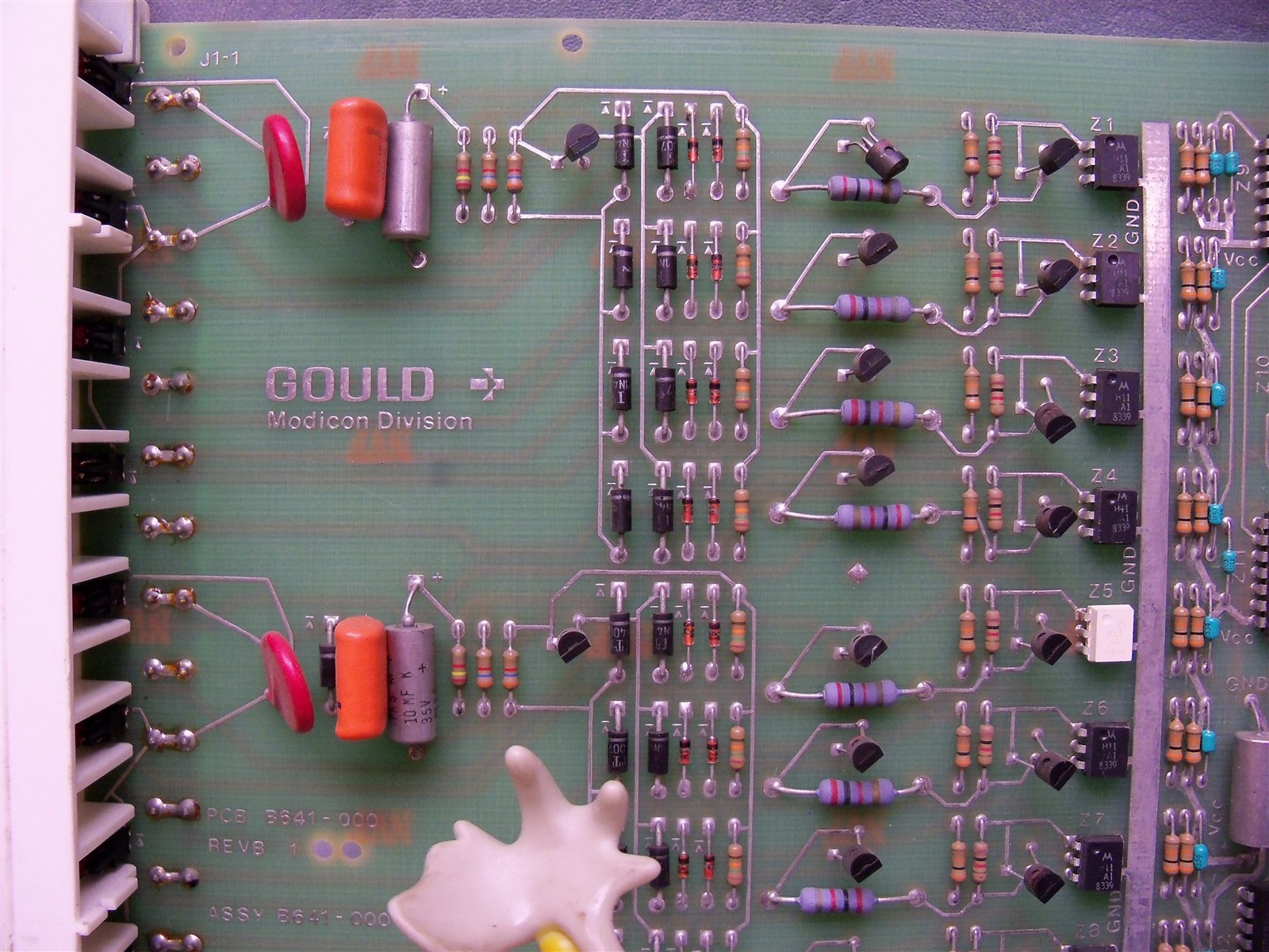 Gould Modicon B641-000 8 Channel Input Module
