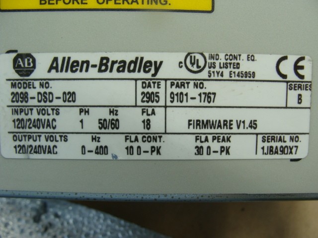 ALLEN BRADLEY ULTRA 3000 SERVO DRIVE 2098-DSD-020 9101-1767 120/240V 1PH