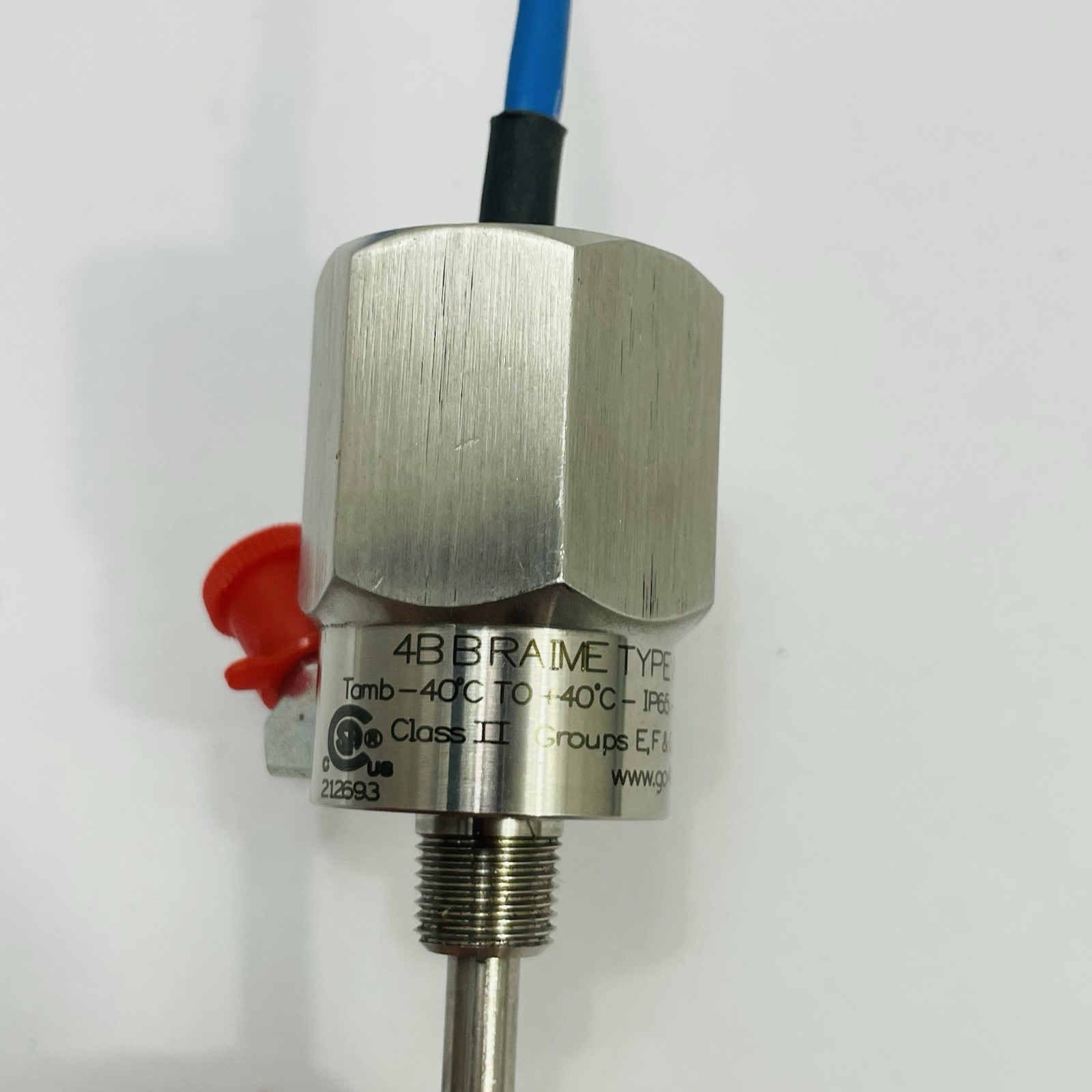 4B Components ADB20V3C/D3 Bearing Sensor Type 1/8” Thread 5-24VDC ~New Surplus~