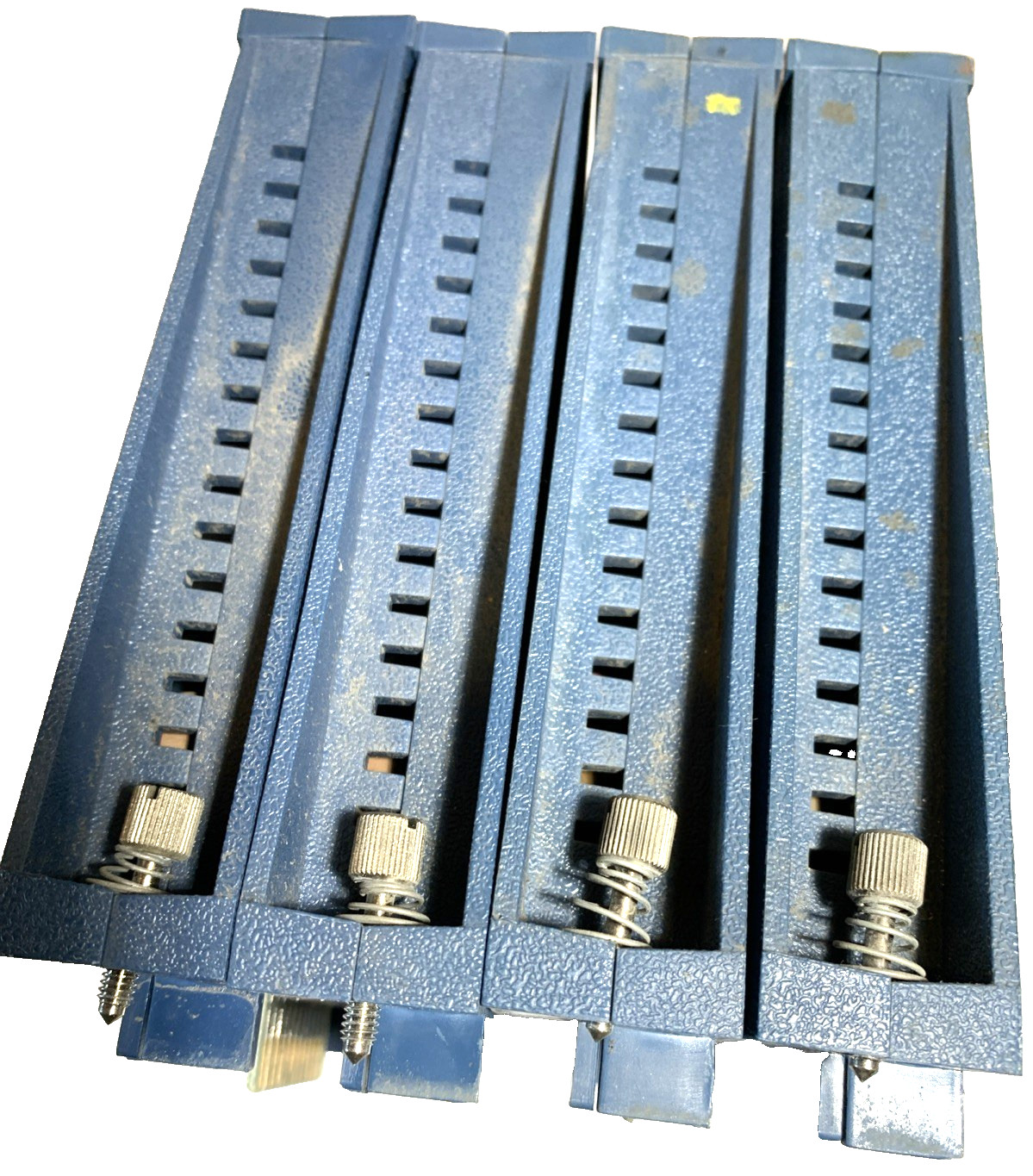 LOT OF 4 ISSC I/O 90AD1B 115 VAC OUTPUT