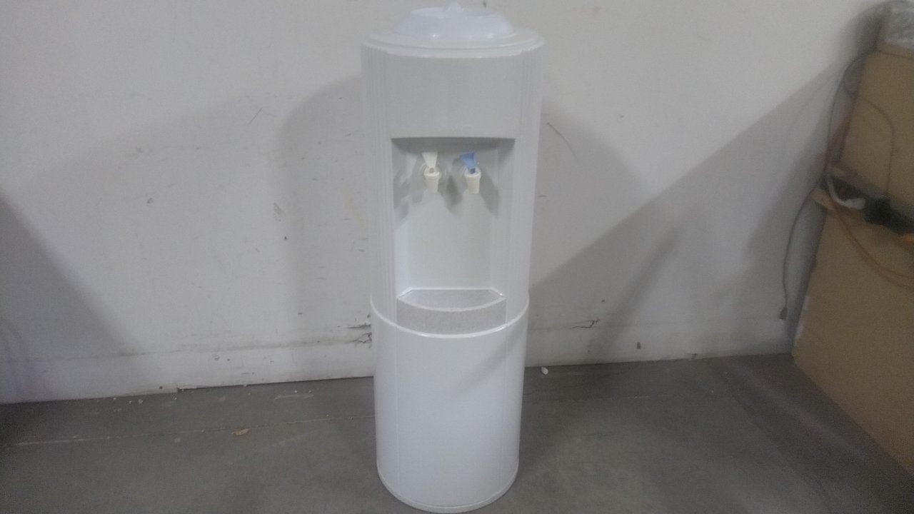 Oasis B1RRK 115VAC White Freestanding Bottled Water Dispenser