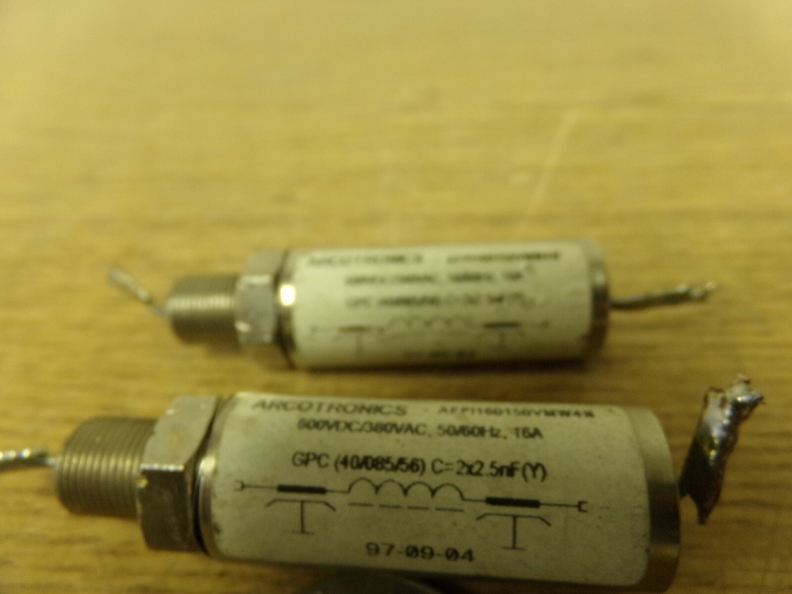 Arcotronics AFP160150VMW4N 600VDC/380VAC 16A Lot of 2 *FREE SHIPPING*