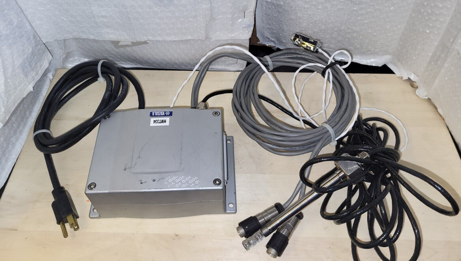VAISALA HMT334 HUMIDITY AND TEMPERATURE TRANSMITTER