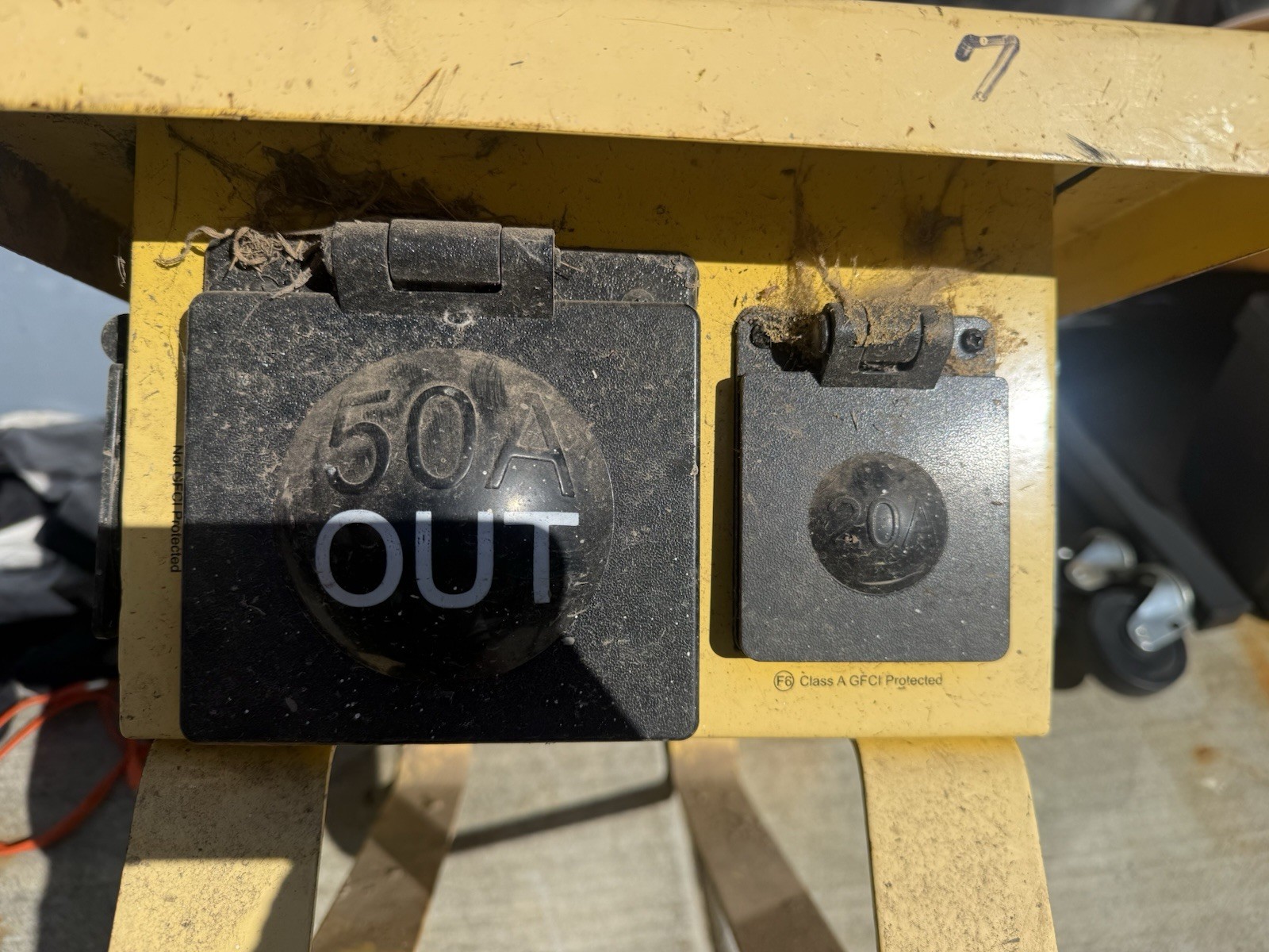 Voltec 125/250V 50 Amp Temporary Power Distribution Center Used
