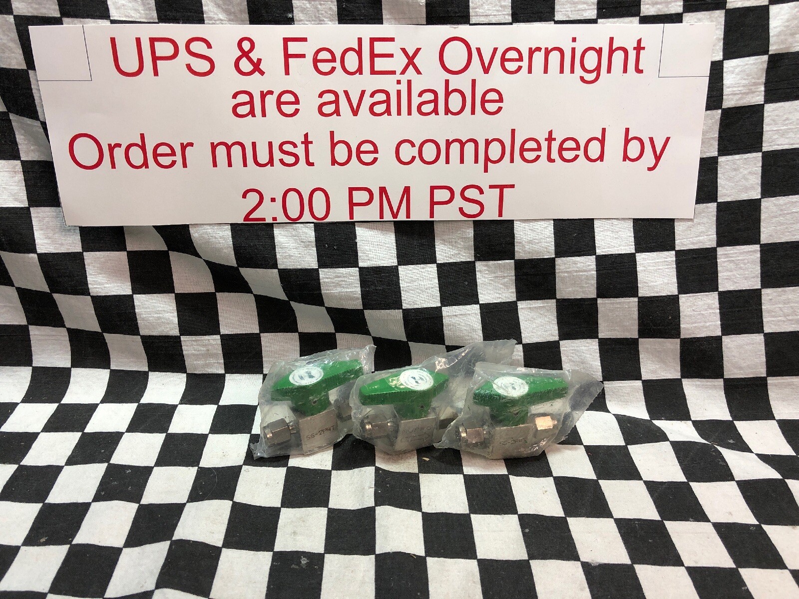 Lot Of 3 NUPRO Quarter Turn Instrument, 1/8″ COMPRESSION, SS-2P4T, SHIPSAMEDAY