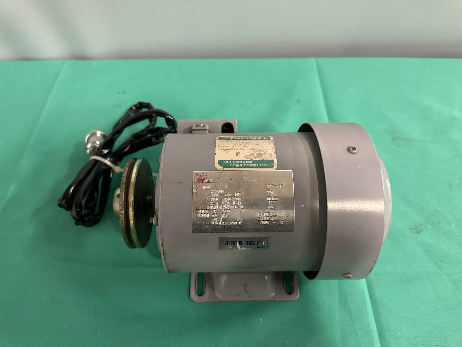mitsubishi super line sf-jr 0.4kw 2 pole