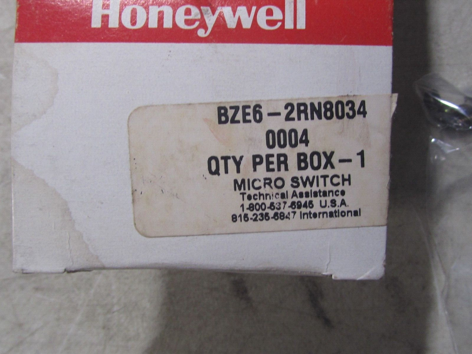 Honeywell BZE6-2RN8034 Switch Limit N.O./N.C. SPDT Top Roller Plunger Screw M…