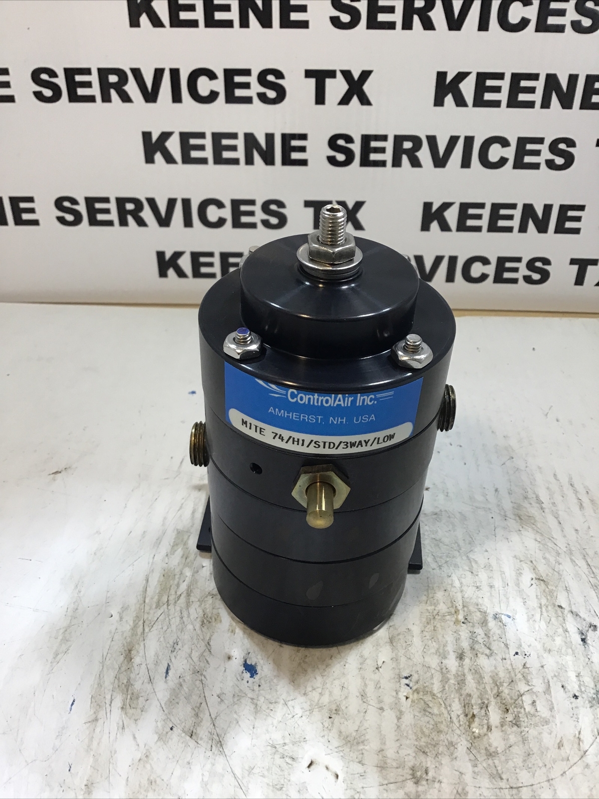 Control Air Inc. Air Pressure Regulator MITE 74H 3way/low