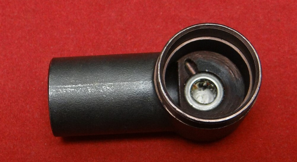 Metal Elbow With Miniature Ball Bearing 3/4″ Male Threads x 1/2″ Female Threads
